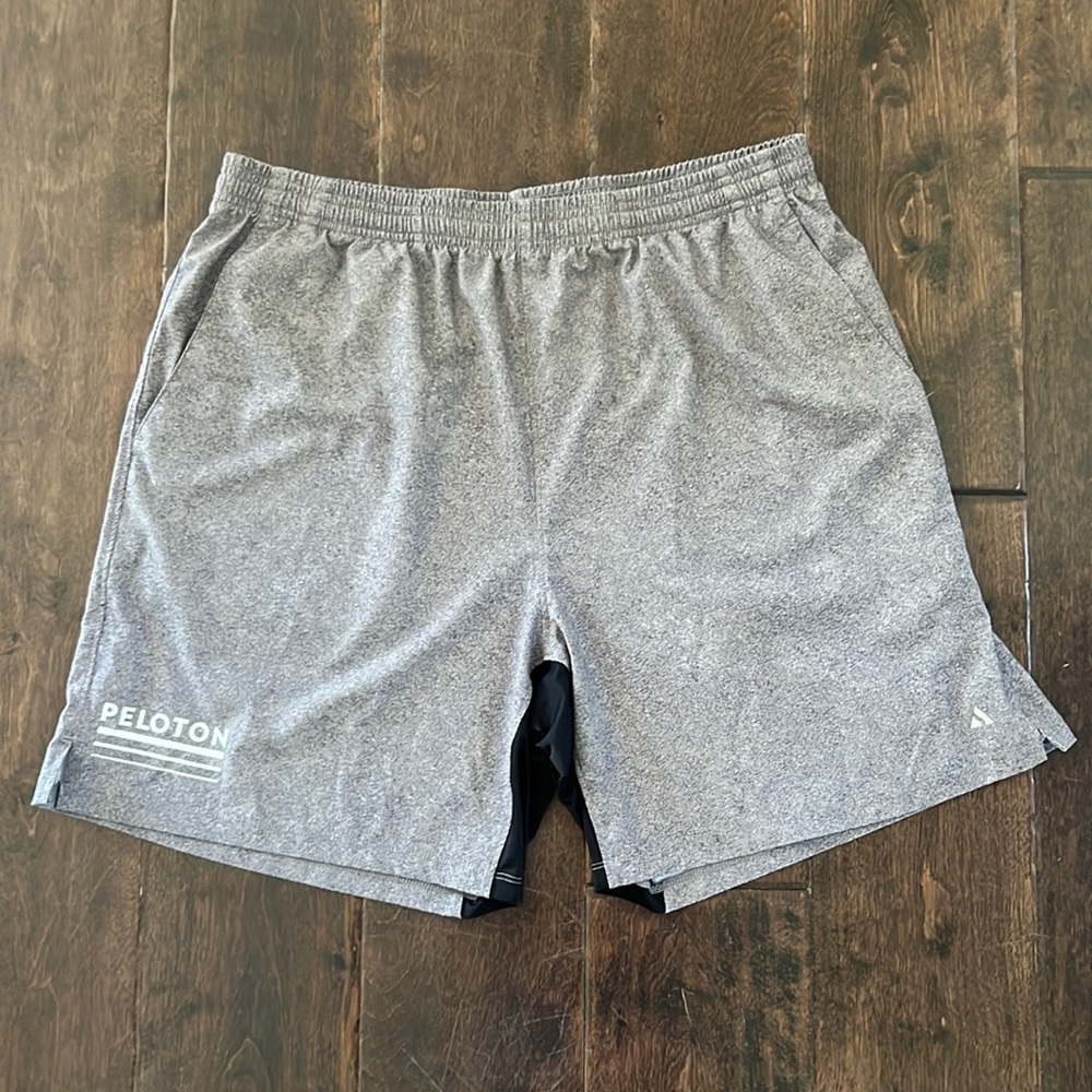Men’s Peloton by Solfire Athletic Shorts Large Grey/Black Spin/Bike